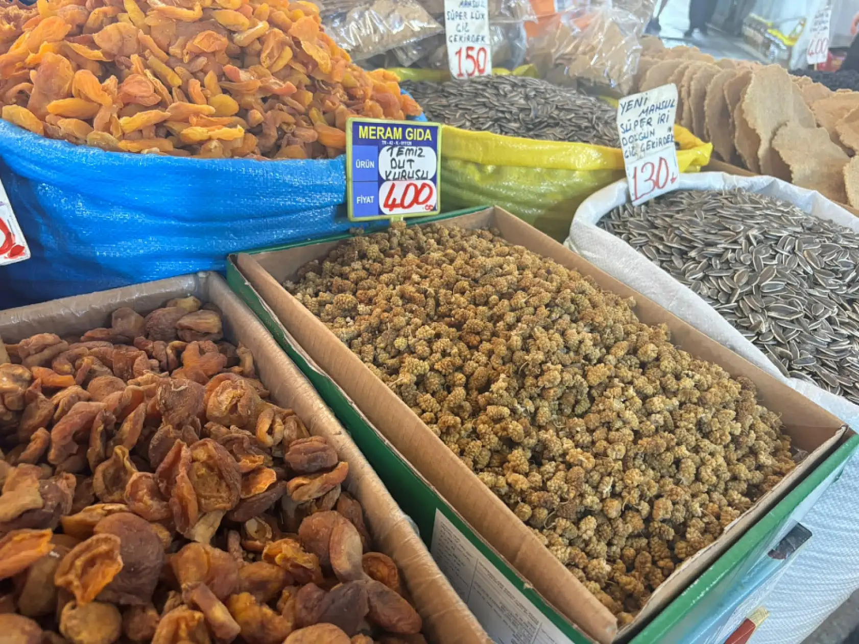 Konya'da kalitenin adresi tarihi pazarda esnaf eski günleri özlüyor