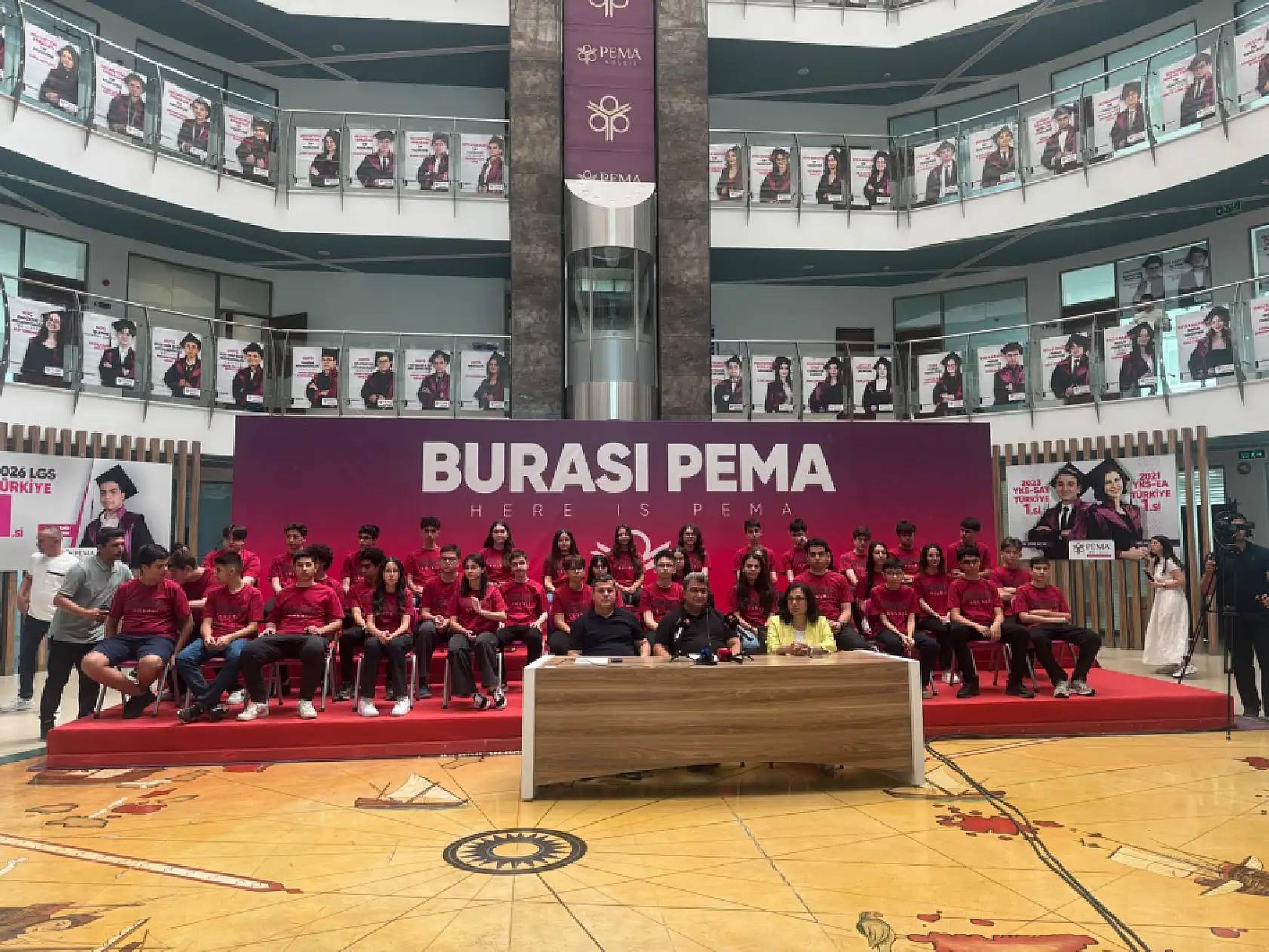 Konya PEMA Koleji'nden tarihi başarı! LGS Türkiye 1'incisi Yusuf Emir Yıldırım başarının sırrını açıkladı