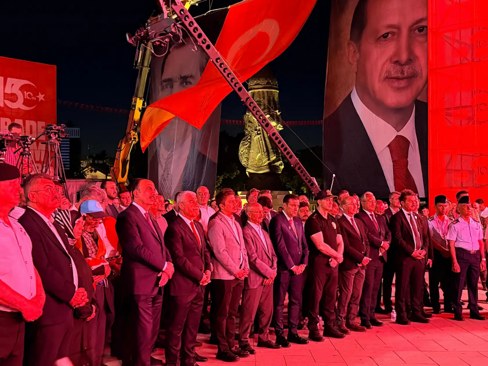 Tanklara göğüs, mermilere siper olanların destanı: Konya şehitlerini unutmadı