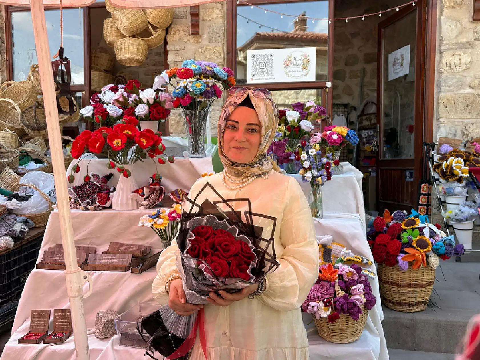 Konya'da kadınların gülen yüzü hiç solmasın dedi onlarca kadının hayatına dokundu