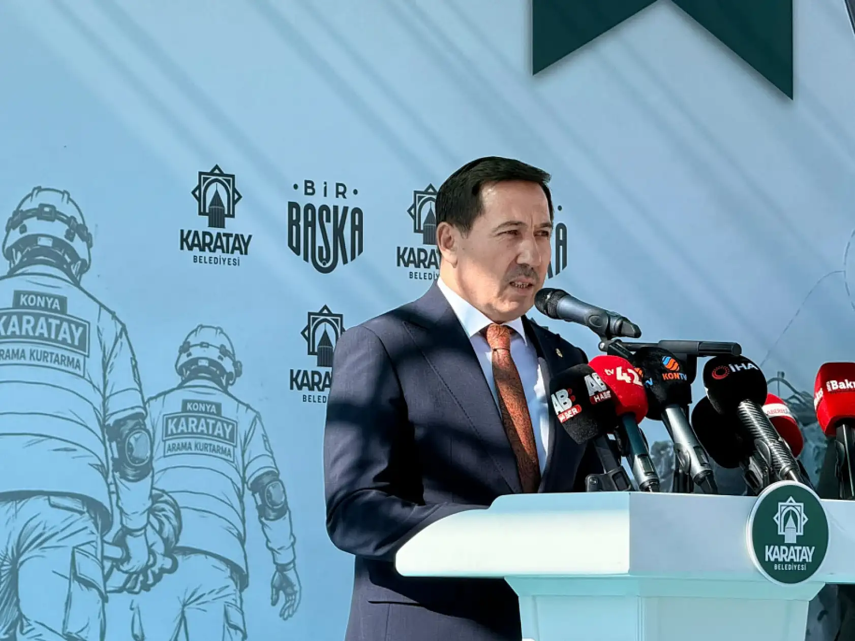Afete karşı Türkiye'de bir ilk: Karatay Arama Kurtarma ekibi sahada!