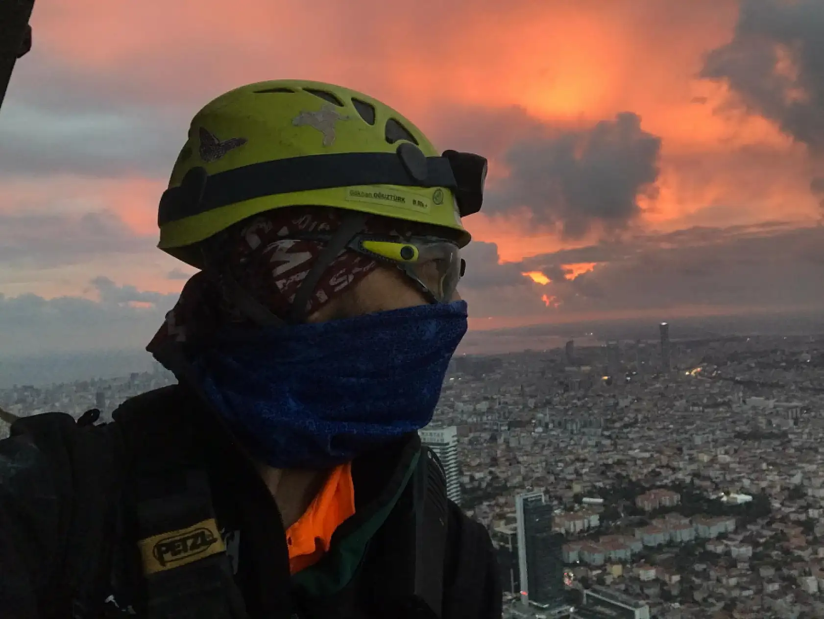 Konya'nın 'Örümcek adamı': Yükseklerde görevli, yerde gönüllü!