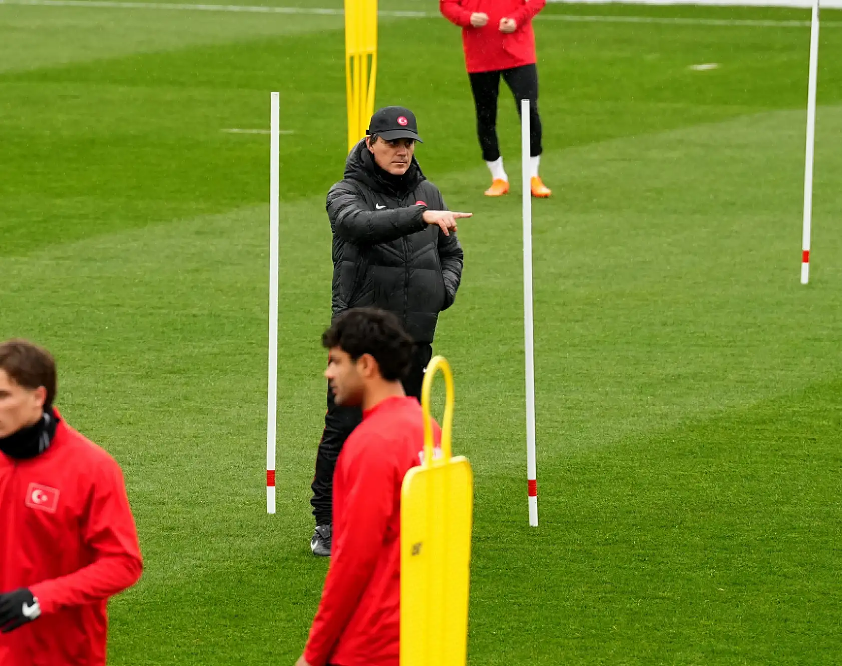 Milliler Kosova finaline kilitlendi! Montella yönetiminde taktik mesaisi