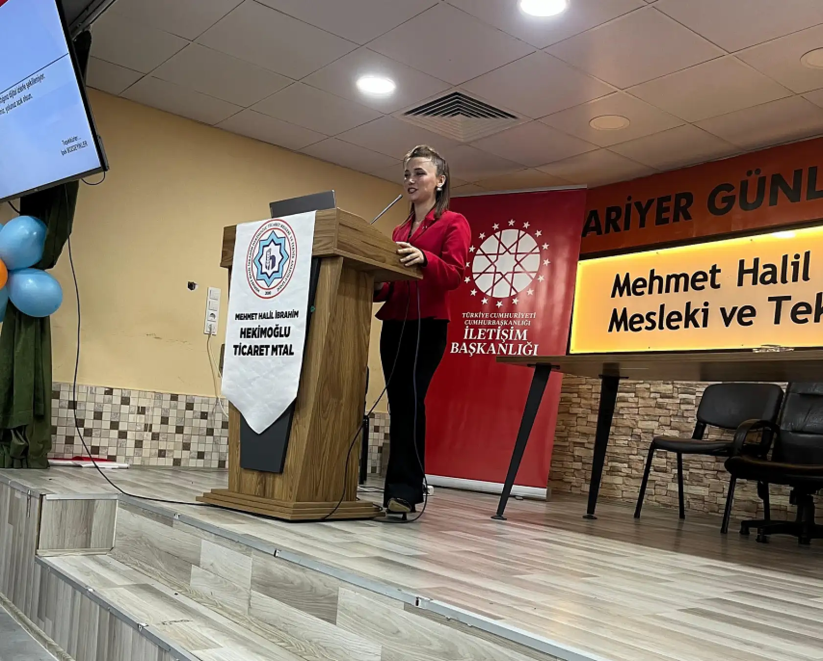 Konya'da gençlere dijital kalkan: Dezenformasyonla mücadele eğitimi verildi