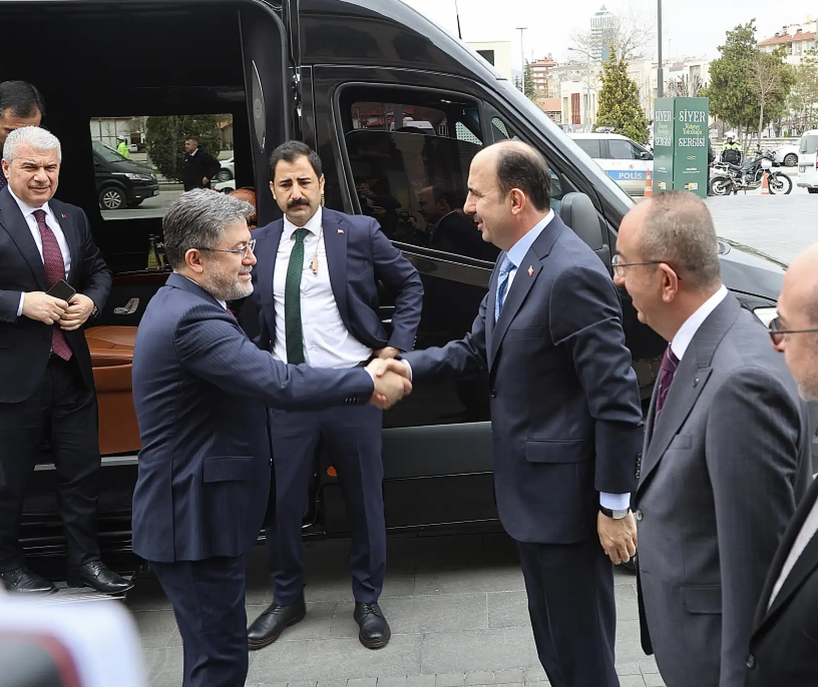 Konya'da tarıma yakın takip: Bakan Yumaklı'dan başkan Altay'a ziyaret