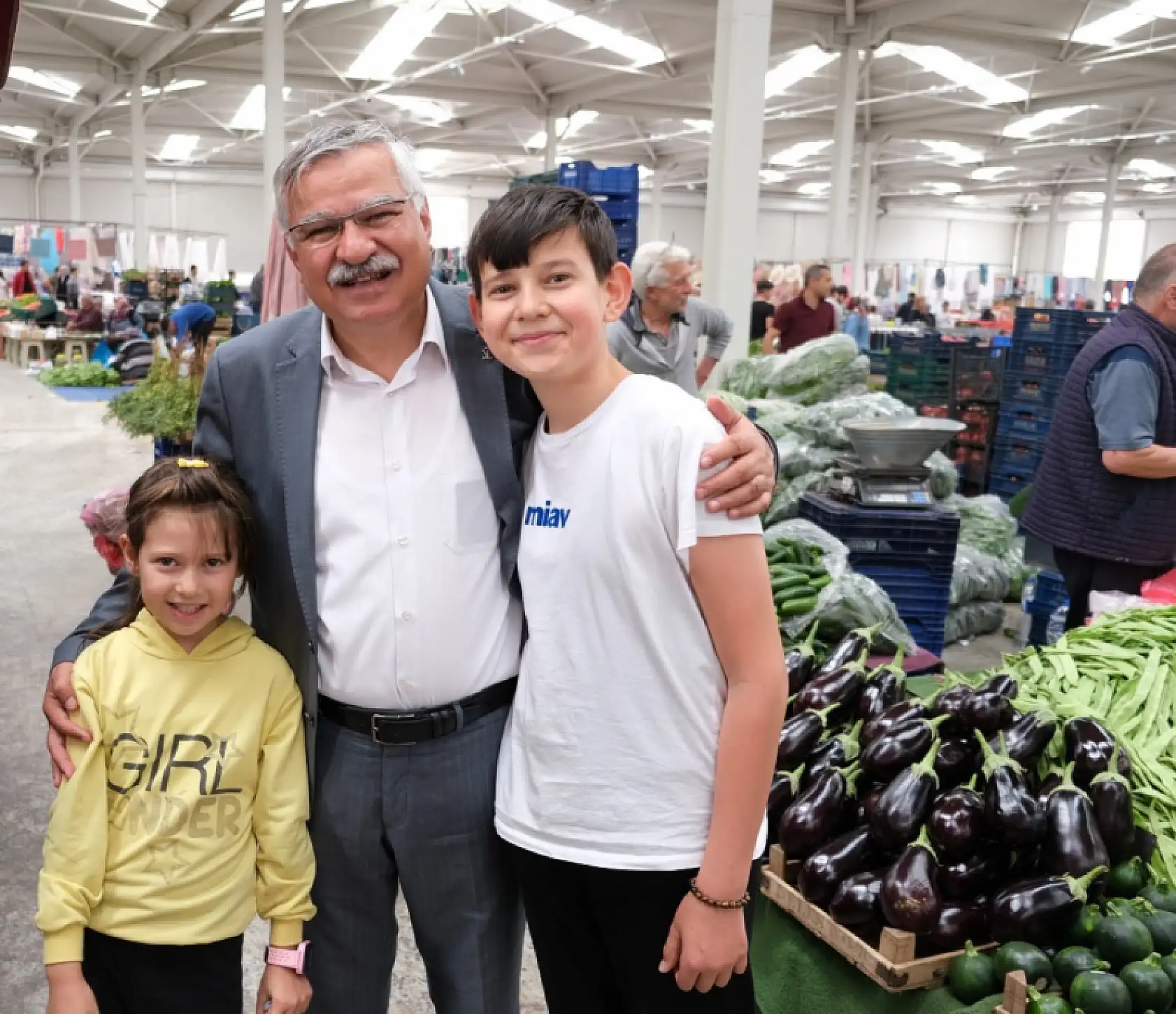 Selvi: Cumhurbaşkanımıza hak ettiği desteği vereceğiz