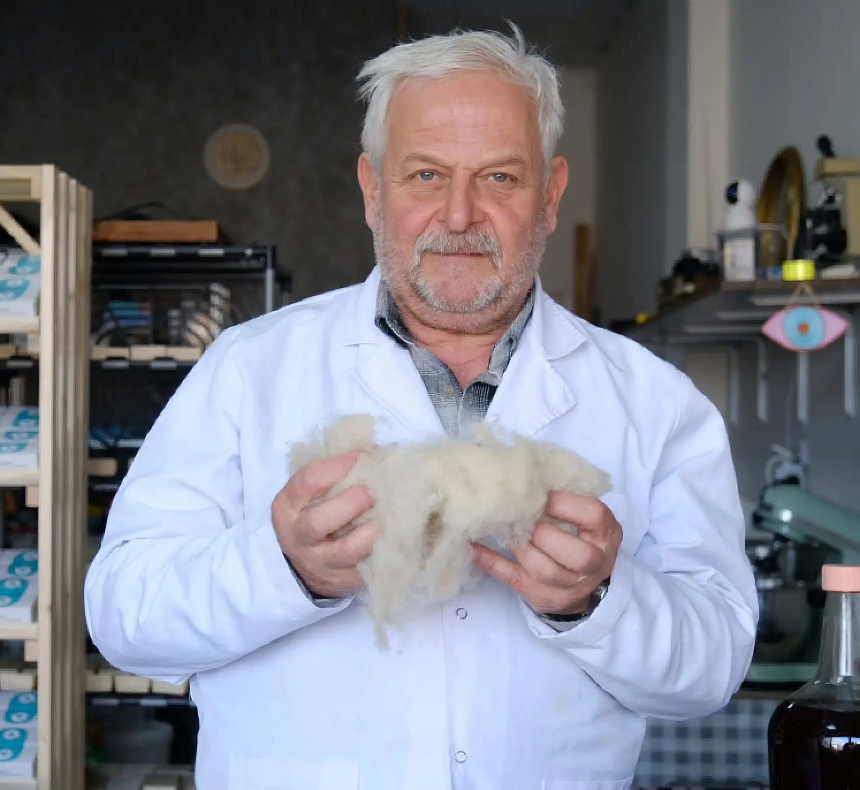 Konya'da bilimden kozmetiğe: Koyun yünü sabuna dönüştü