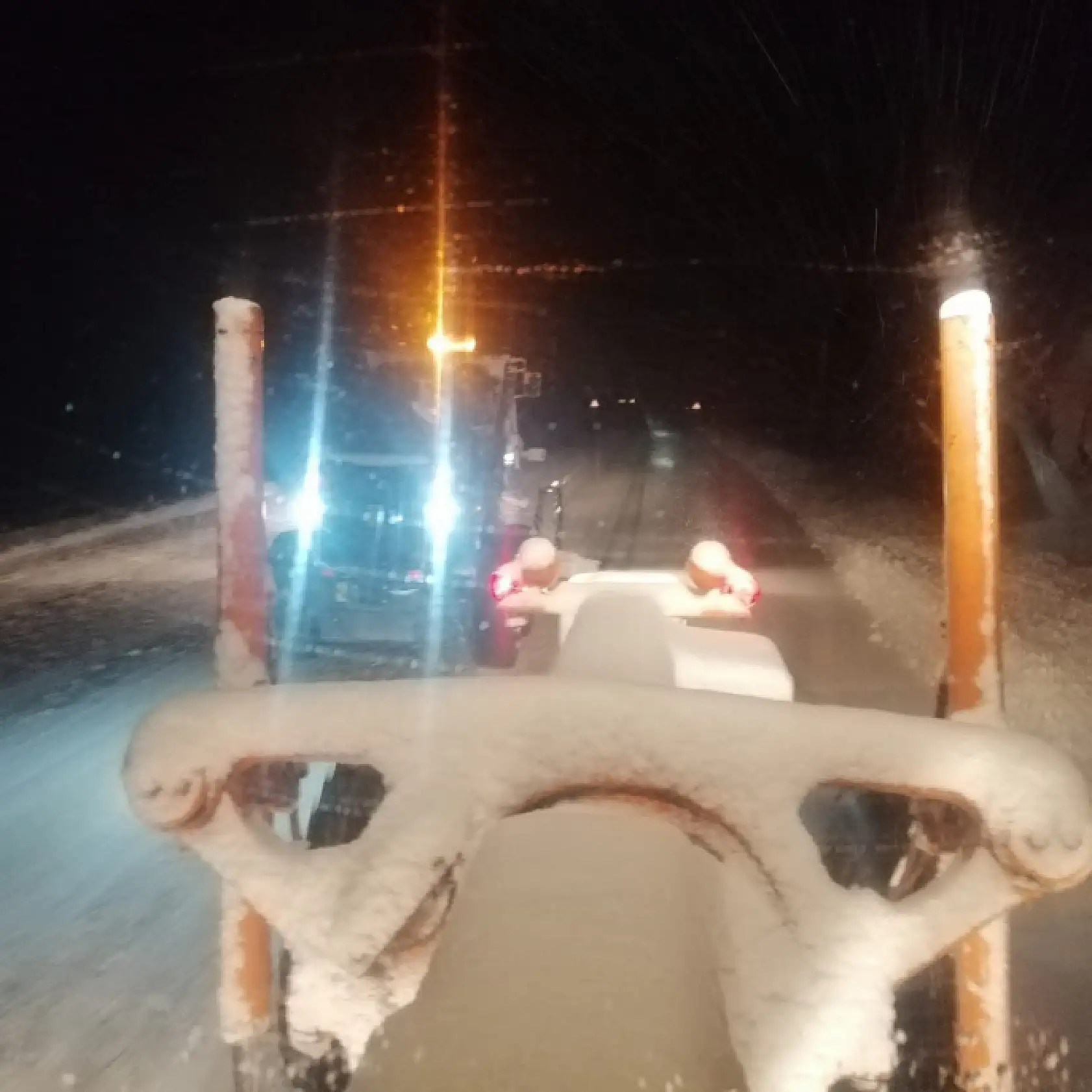 Konya yolunda kar yağışı etkili oldu!