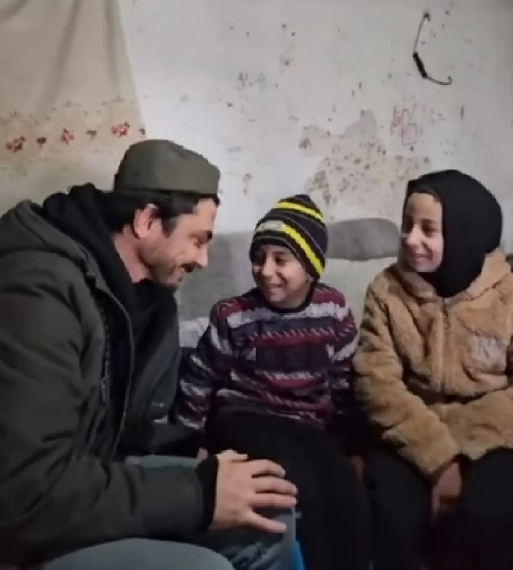 Konya'da babaları tarafından terk edilmişlerdi: O çağrı ailenin hayatını değiştirdi