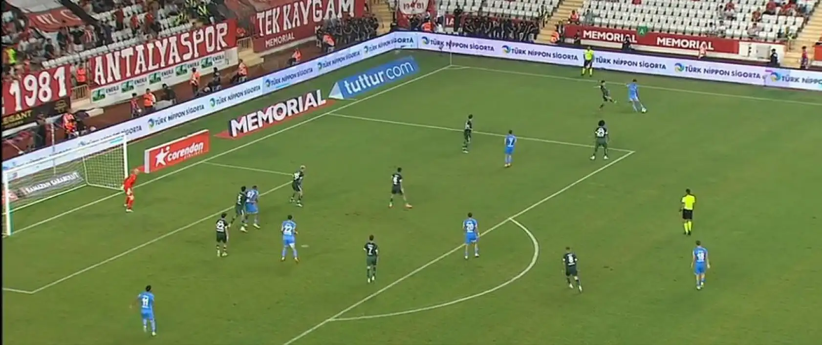 Antalyaspor Karşılaşmasında bir ilk yaşandı