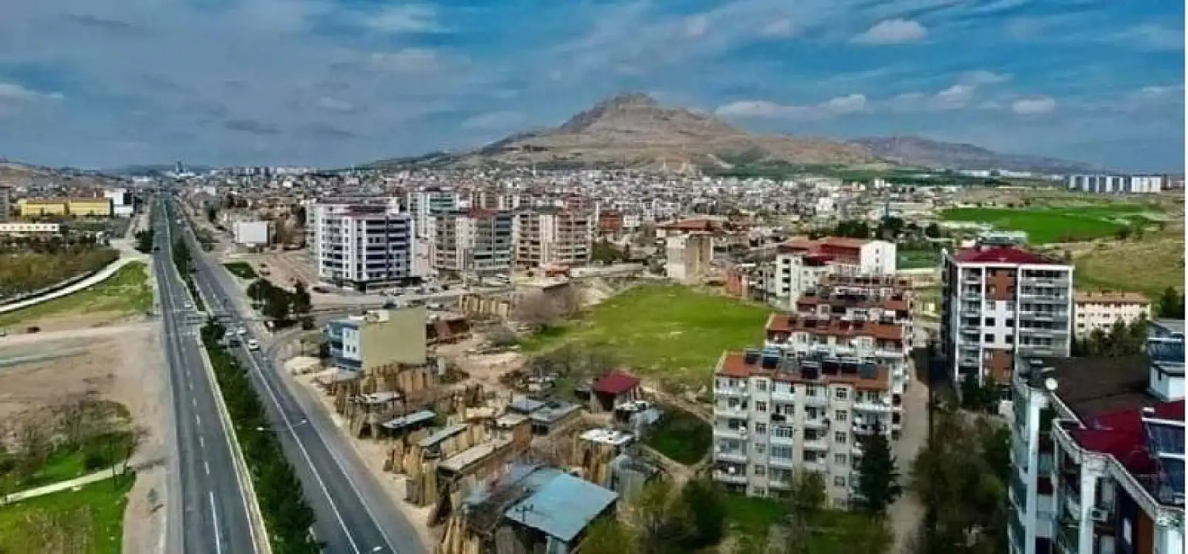 Konya'nın il olmak isteyen ilçesi gündemde! Plakası belli oldu...