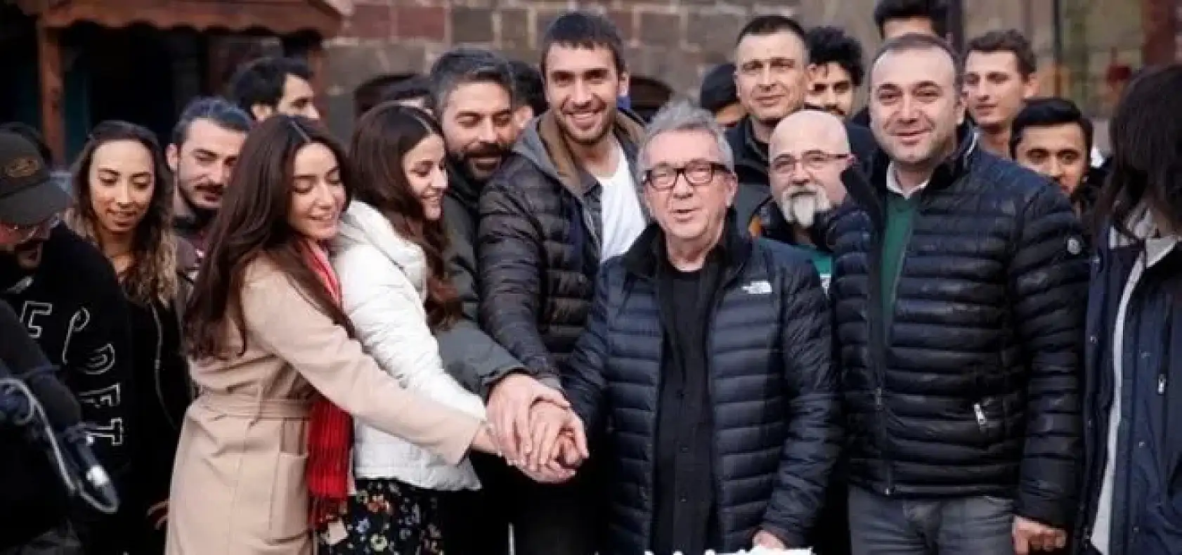 Osman Sınav'ın unutulmaz dizileri: Döneme damga vuran yapımları