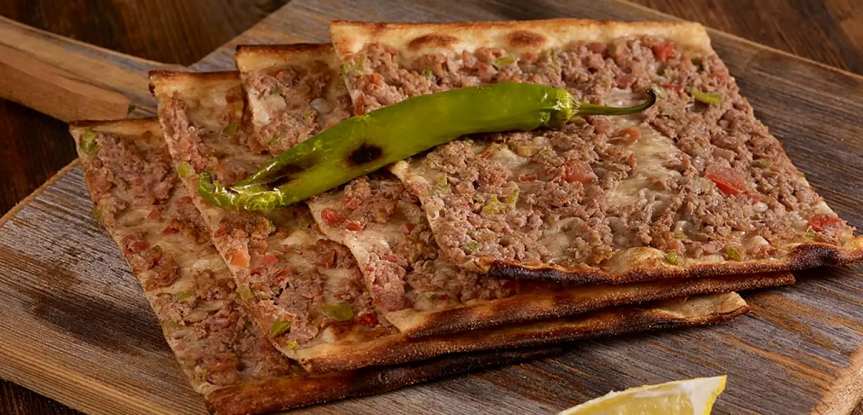 Konya'nın meşhur lezzeti Şam'a taşınıyor..Etliekmek artık Suriye'de de yenilebilecek