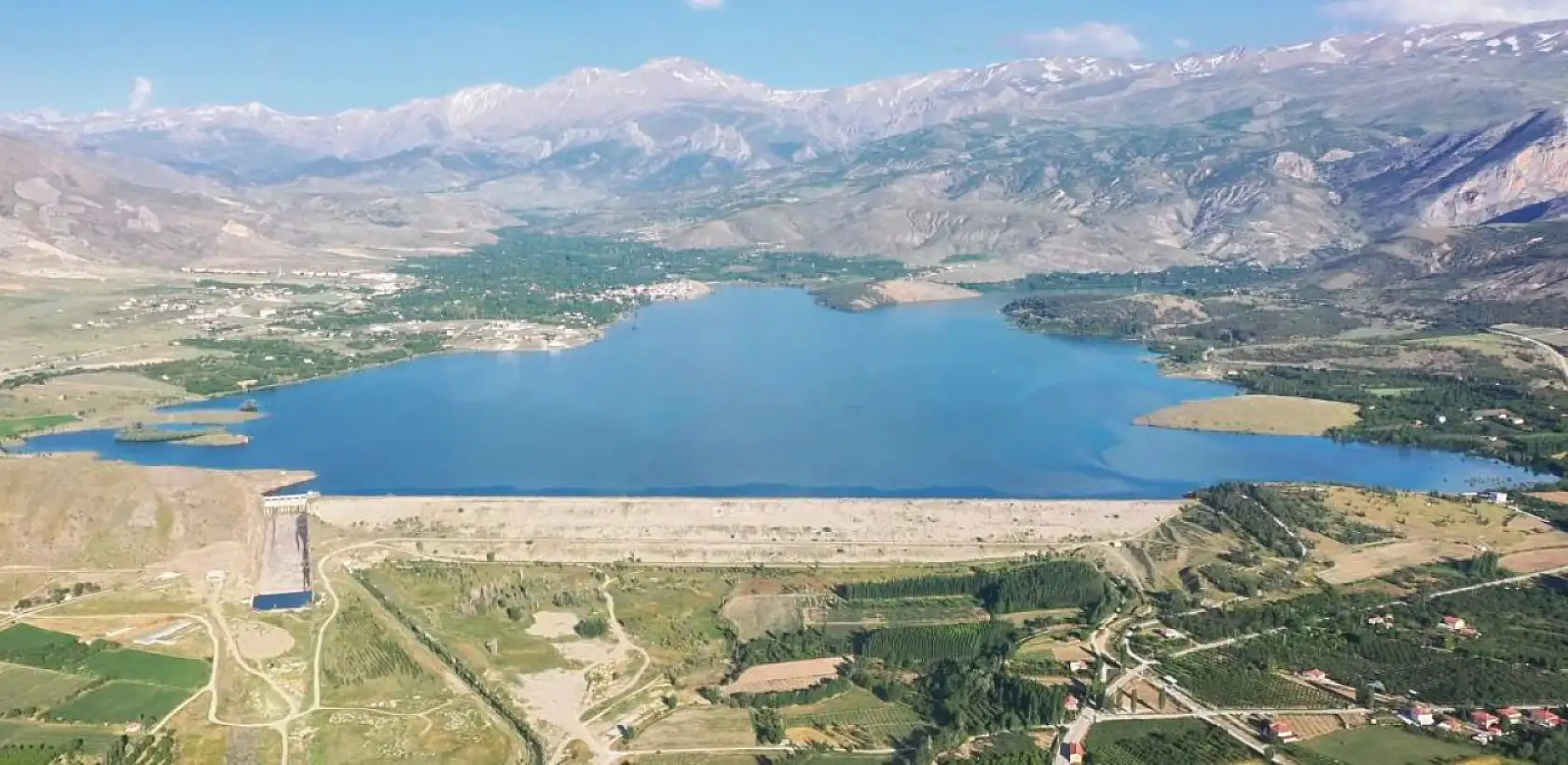 Konya'nın doğa harikası derin uykusundan uyandı! Pembe misafirler geri döndü