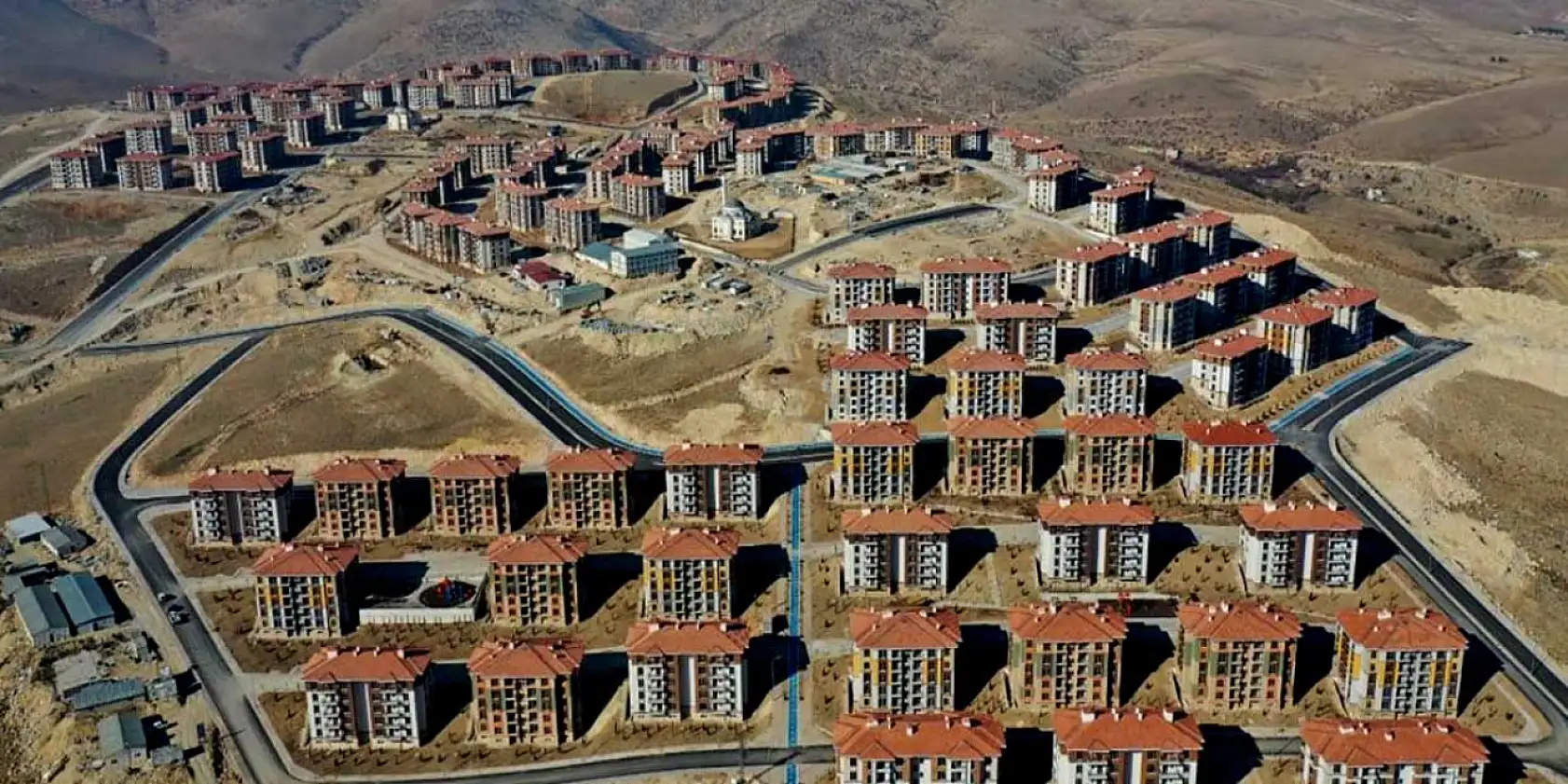 TOKİ, Konya'da konut sayısını artırıyor! Başkan müjdeyi verdi