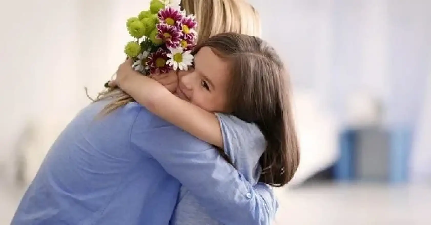 Anneler Günü mesajları 2025: En güzel ve anlamlı sözler