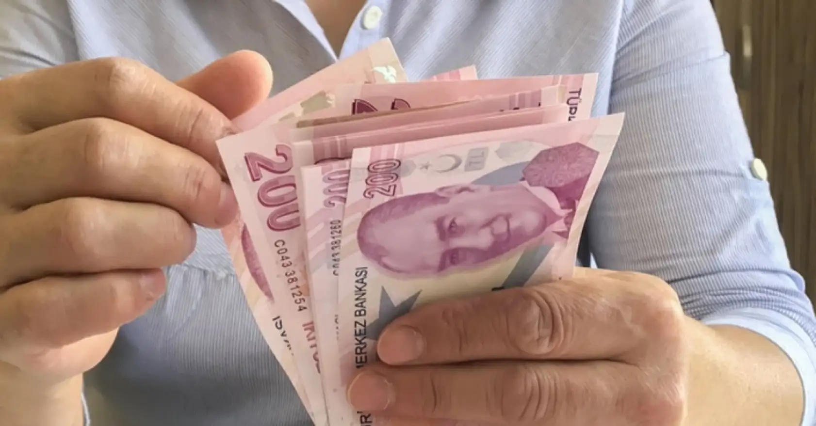 Konyalı gençlere burs müjdesi! 1-15 Ekim tarihlerinde başvuru yapabilirsiniz!