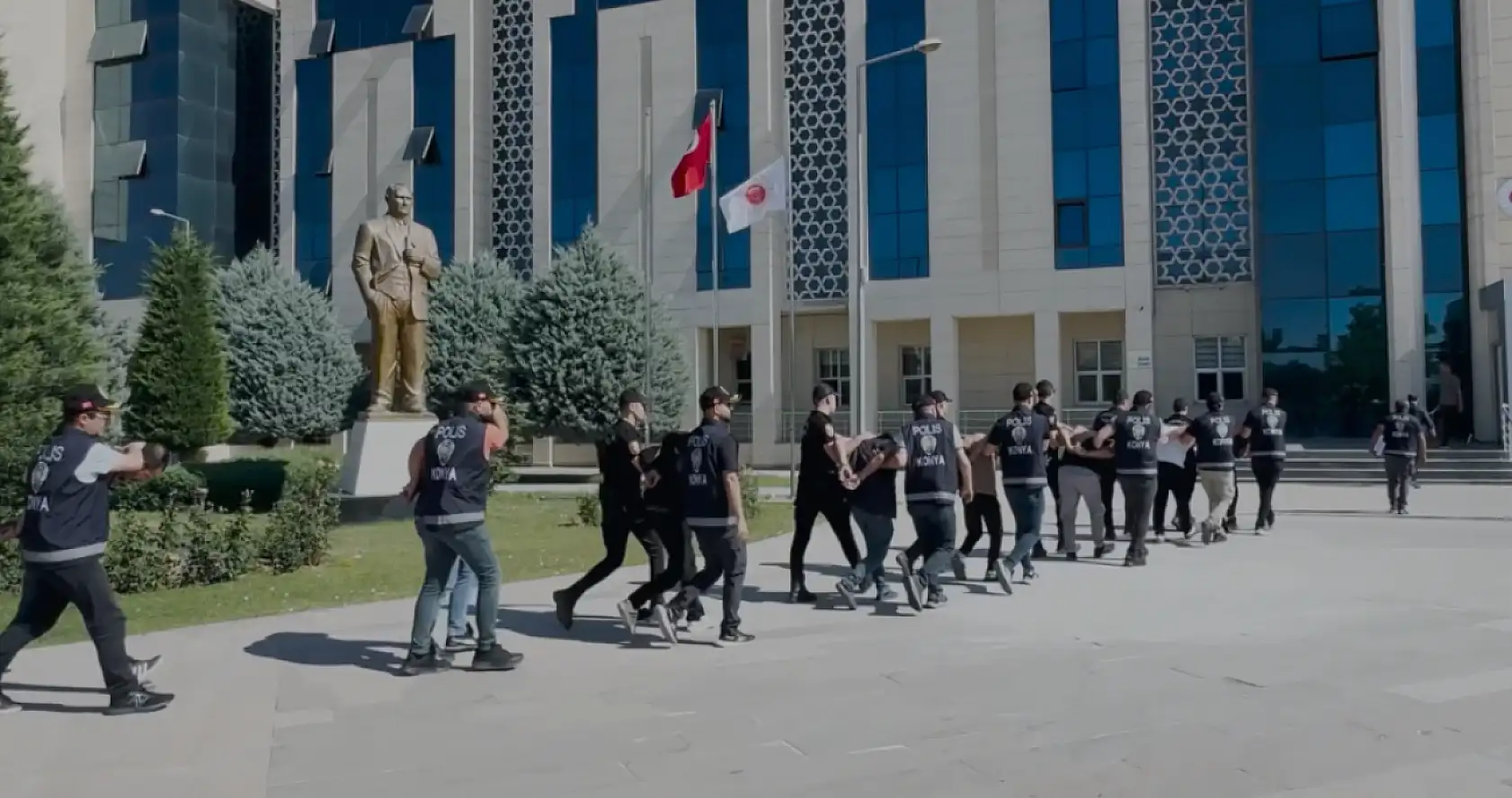 Konya'da 'change araç' çetesine büyük operasyon: 115 araca el konuldu! Piyasa değeri 95 milyon