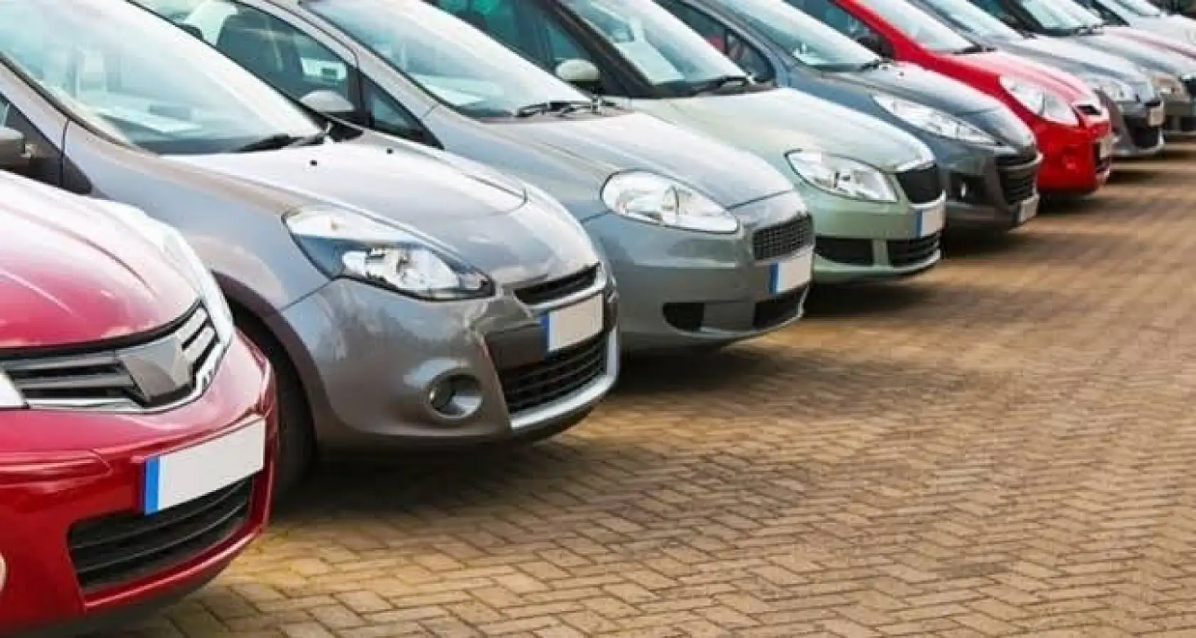 Araç kiralayacaklar dikkat! Yaş, kilometre ve depozitoda yeni kurallar geliyor