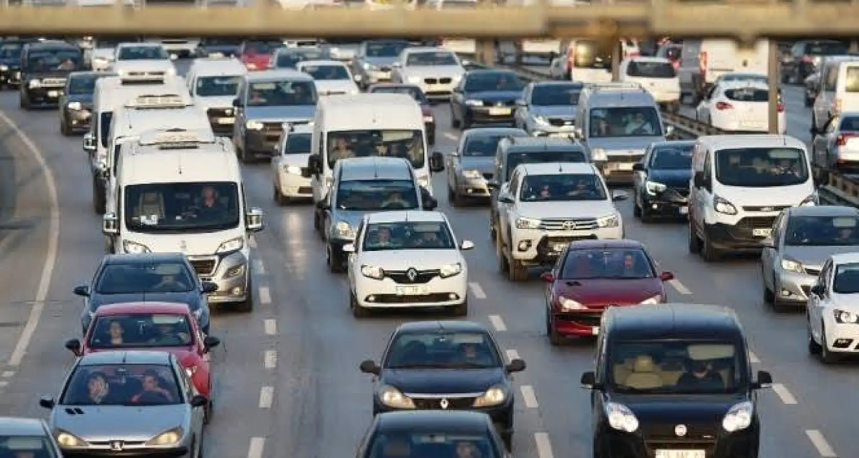 Konya'da araç piyasası vites yükseltti! Rakamlar şaşırttı