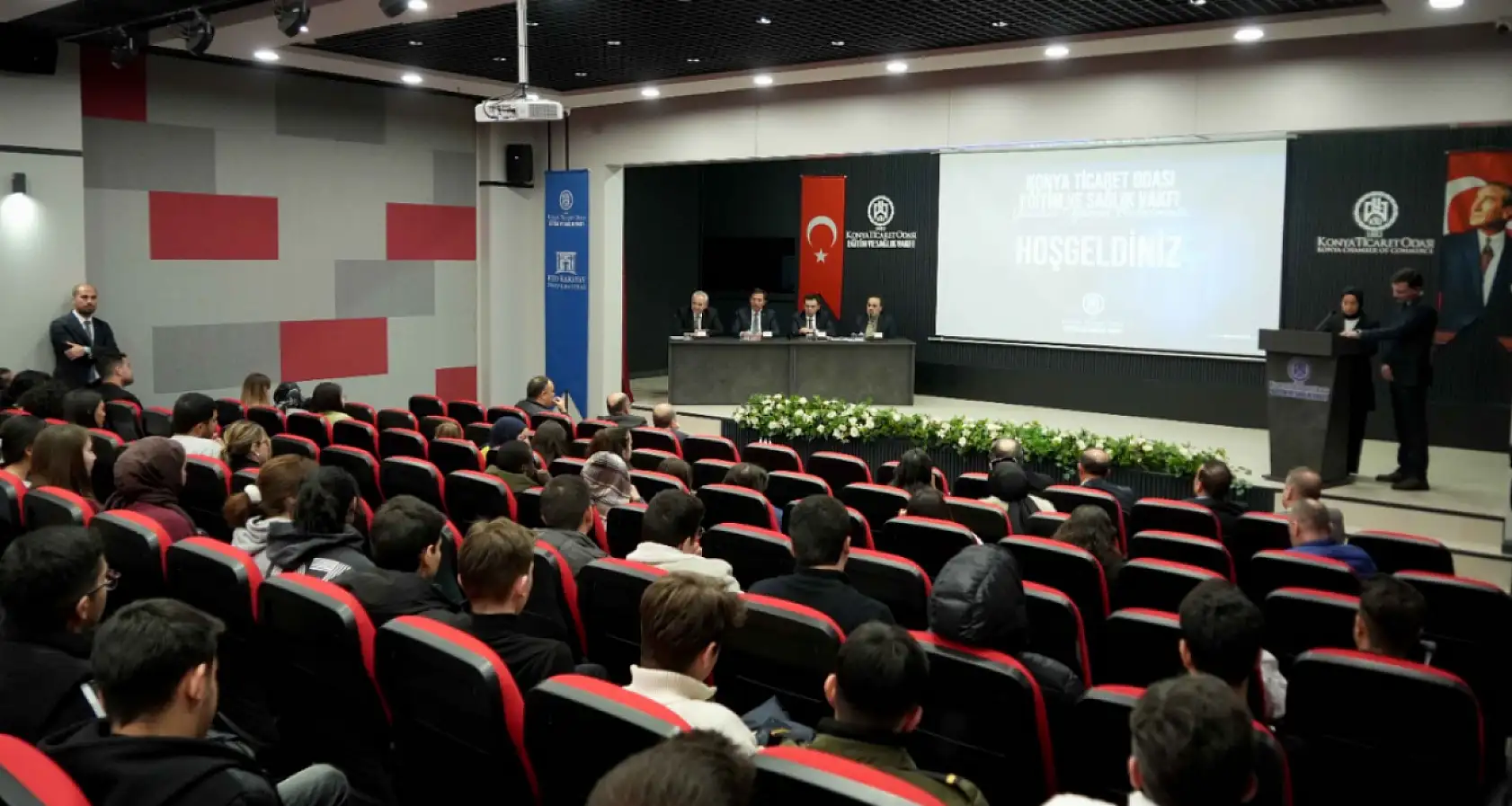 Karatay'da deneyim paylaşımı: Kaymakam Ayhan ve Başkan Kılca öğrencilerle buluştu