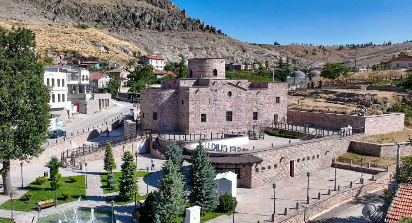 Konya'nın tarihi mekanlarına ziyaretçi akını!