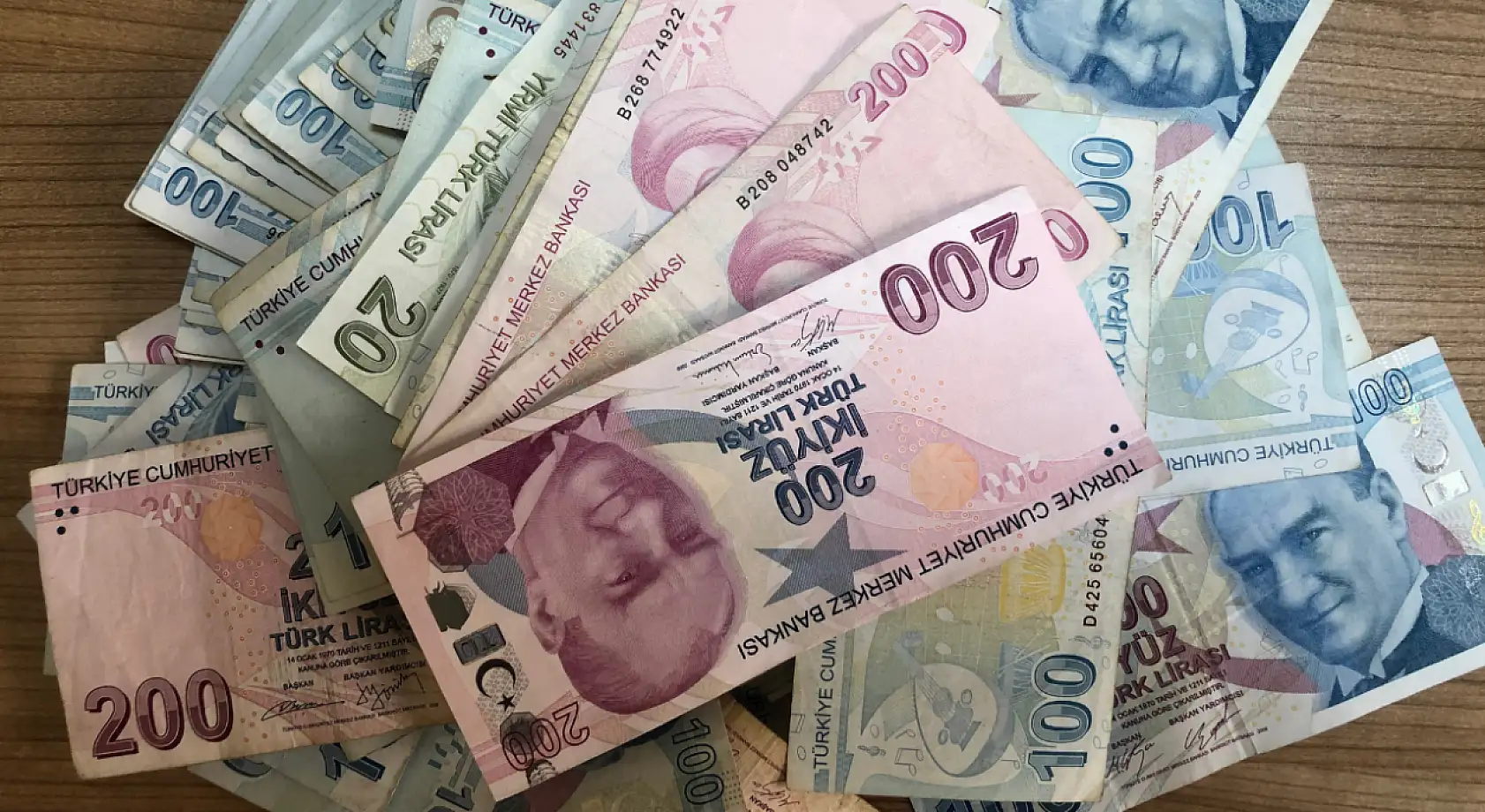Kademeli emeklilik çıkacak mı? 2000-2008 arası sigortalıların emeklilik şartları belli oldu