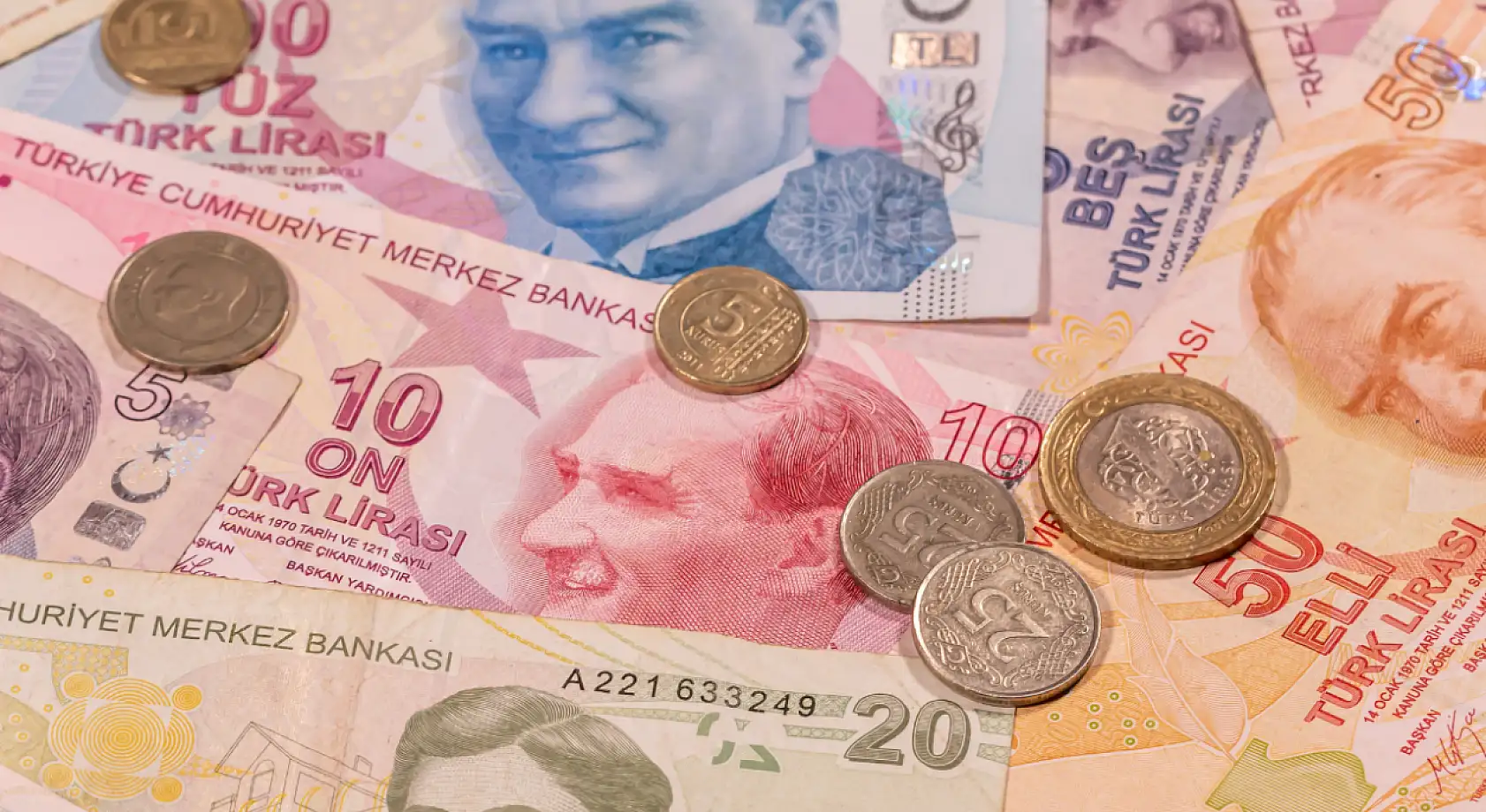 Temmuz zammı için geri sayım! En düşük emekli maaşı 23 bin 500 TL'ye yükselebilir