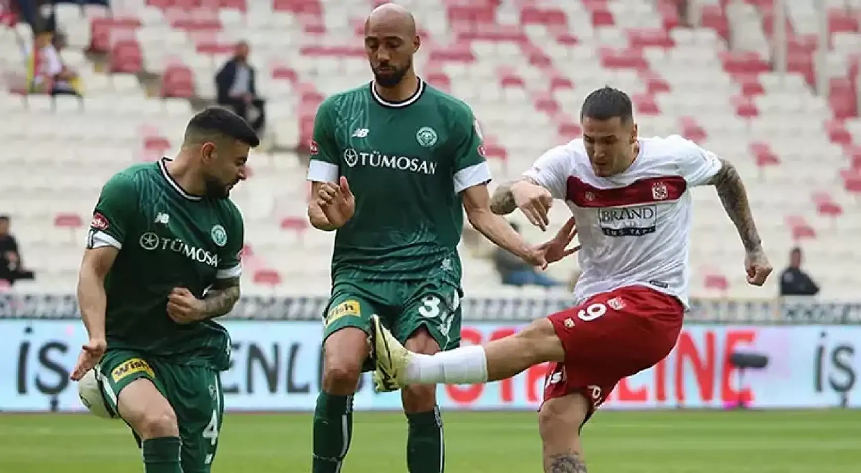 İşte son tahminler! Sivasspor- Konyaspor karşılaşmasını hangi takım kazanacak?