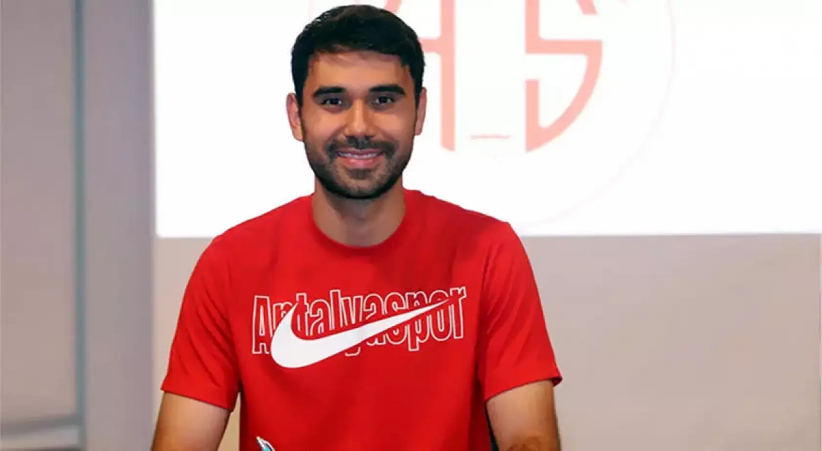 Maçın kilit isimi 'Gerrit Holtmann'