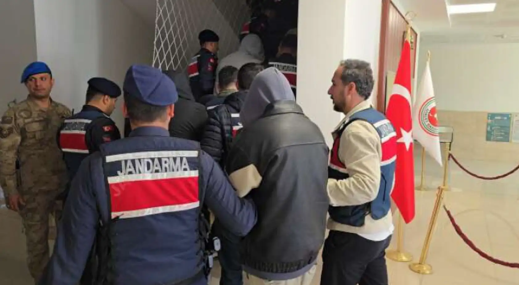 Konya'nın da içinde olduğu operasyonda milyonluk para trafiği ortaya çıktı