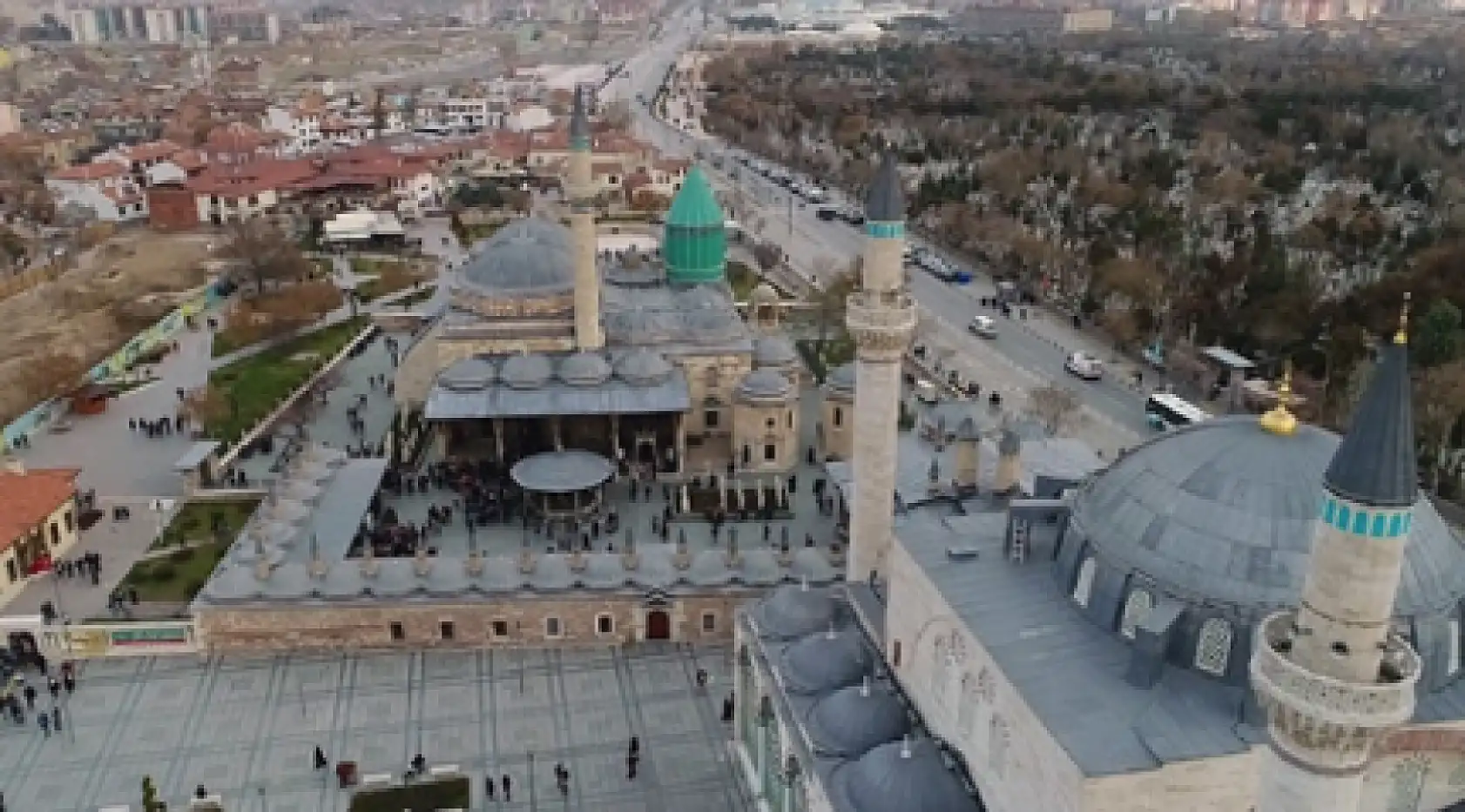 Konya'da bahar havası dalgalı seyrediyor: Yağış ve güneş bir arada