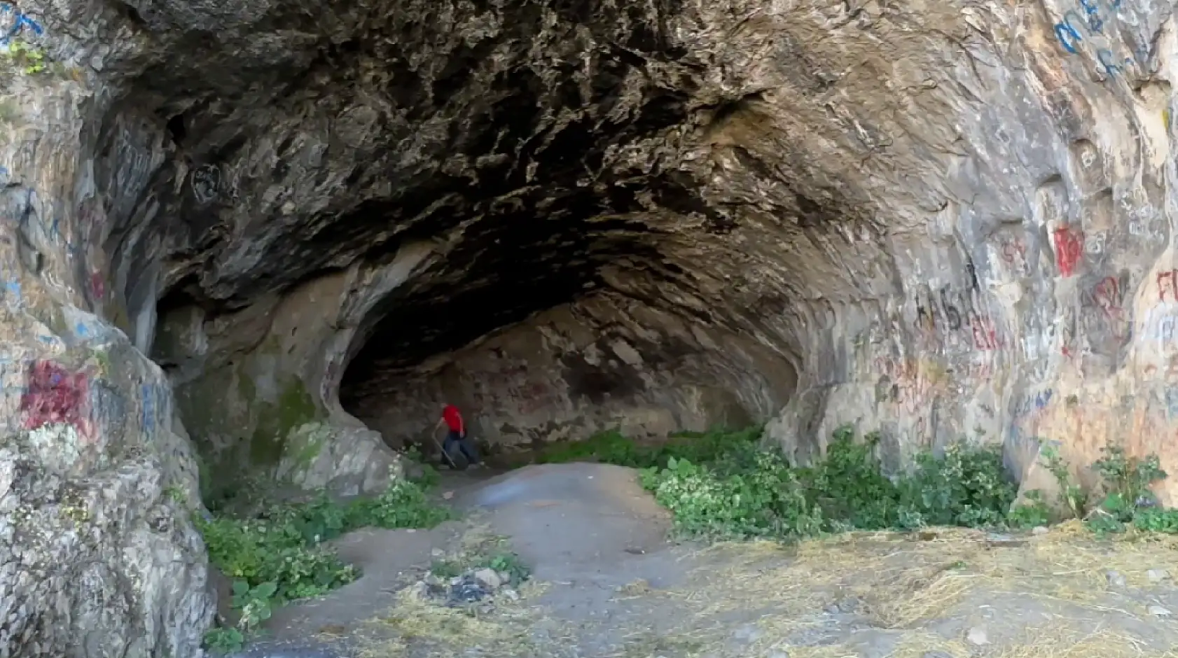 Konya sınırları içinde yer alıyor! Binlerce yıllık mağara ilgi odağı olacak… Turistler adeta akın ediyor