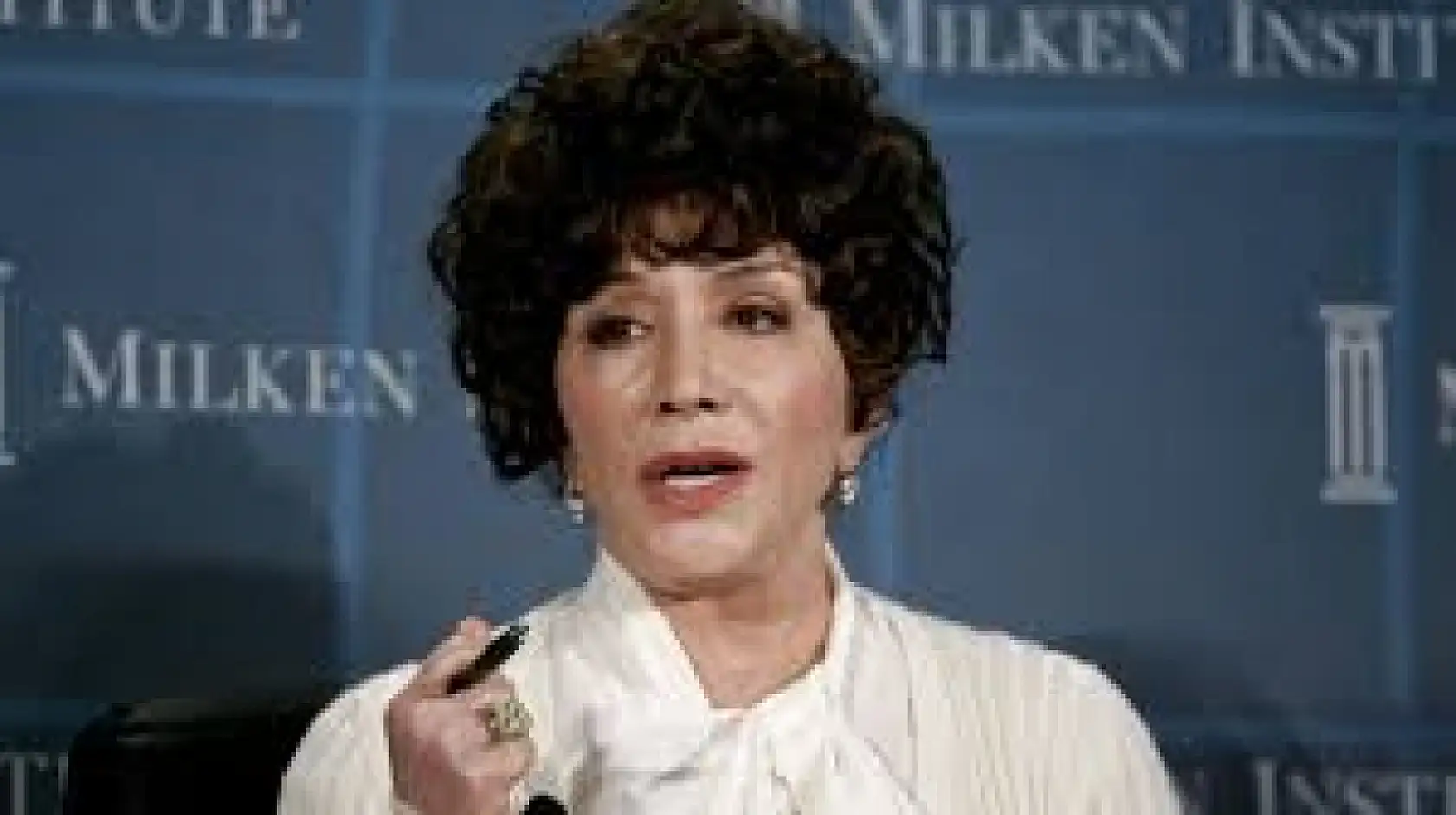 Kaliforniya yangınlarının ardındaki milyarder sırrı: Yangın neden sönmüyor?