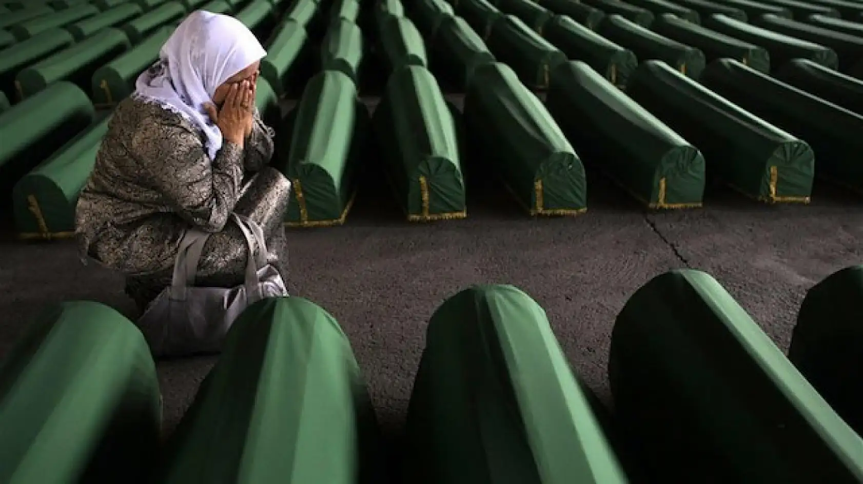 Avrupa'nın sustuğu Srebrenitsa Soykırımı'nı mavi kelebekler nasıl haykırdı?