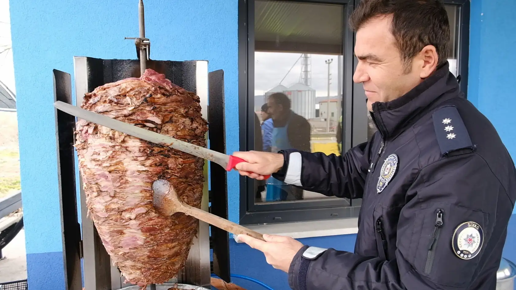 Bu denetimin cezası, afiyetle yemek oldu