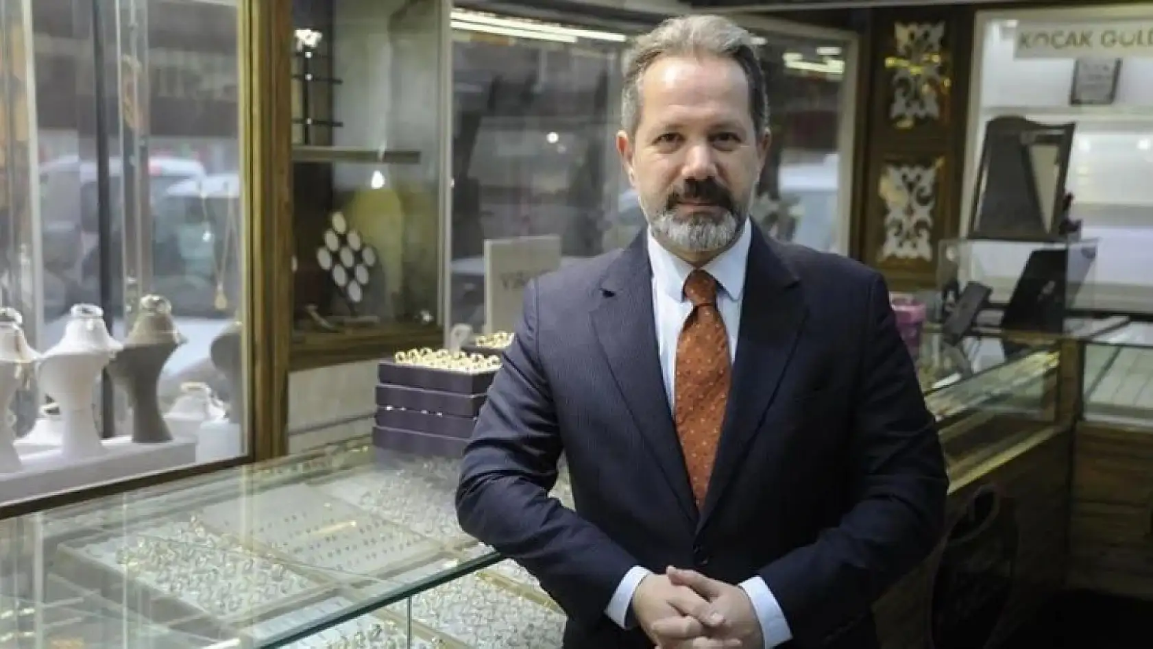 Fiziki altınlara veda mı, Yeni dünya düzeni altın sahiplerini nasıl etkileyecek?