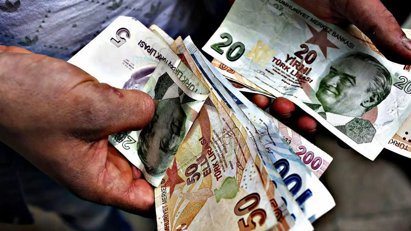 Kasım ayında seçim olsa tercihiniz ne olur? İşte dikkat çeken anket sonucu…