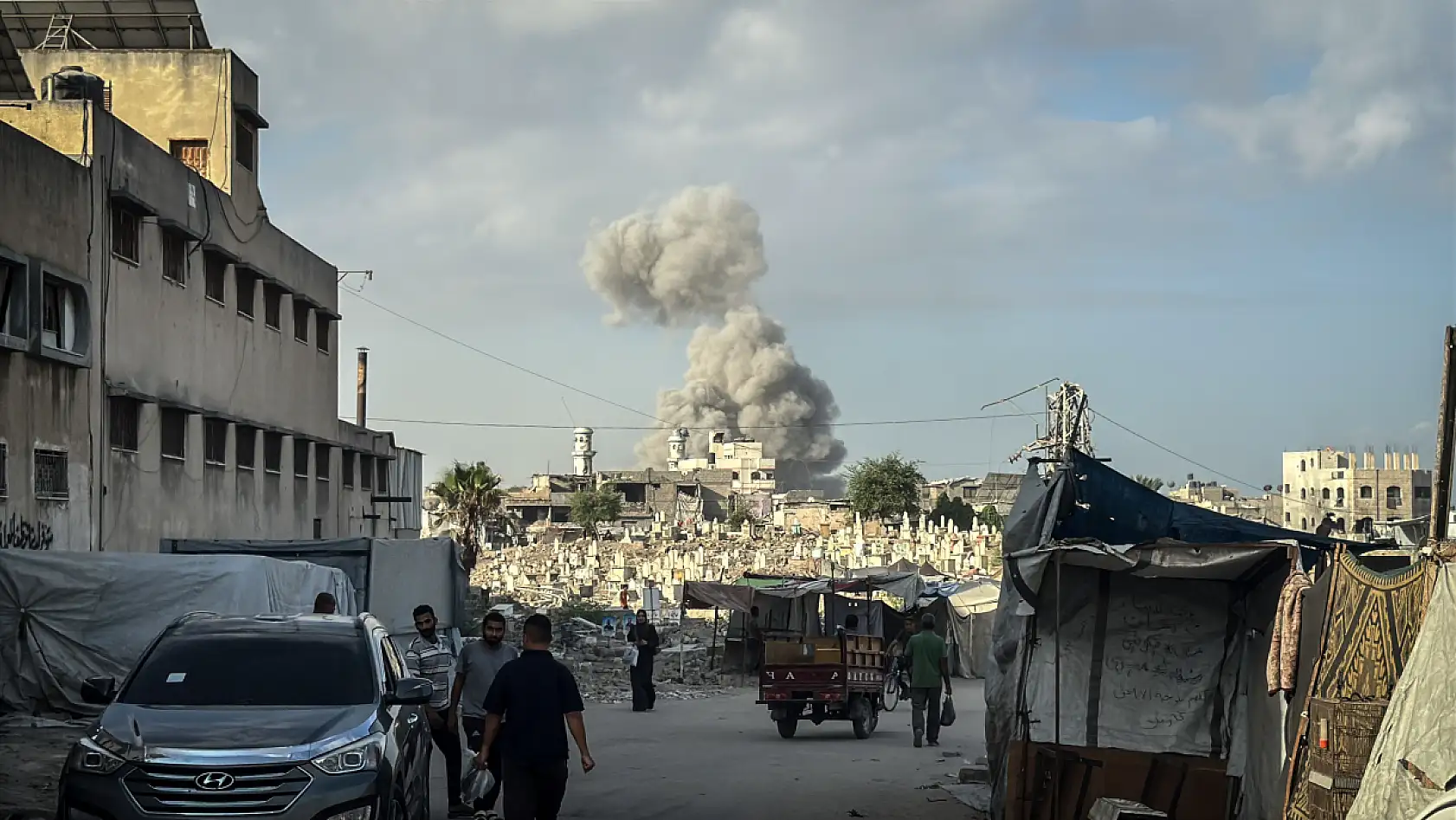 Gazze'de saldırı ve zulüm devam ediyor