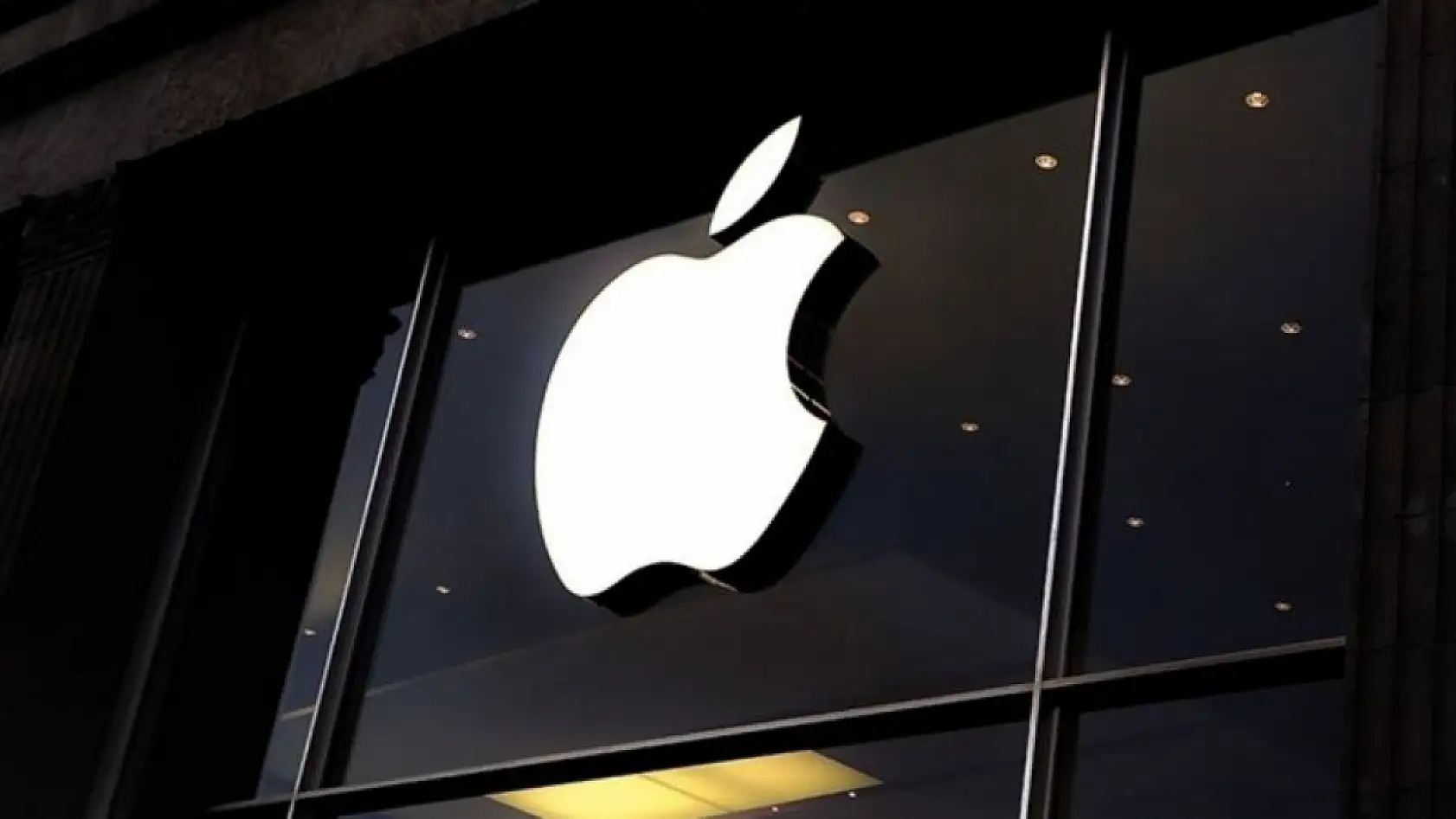 Apple bu ürünlerine zam yaptı! Güncel iPhone 14 fiyatları nedir?