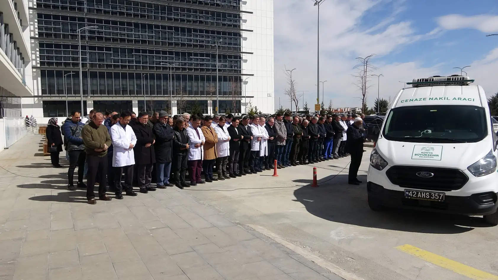 Konya'da hayatını kaybeden profesör sonsuzluğa uğurlandı!