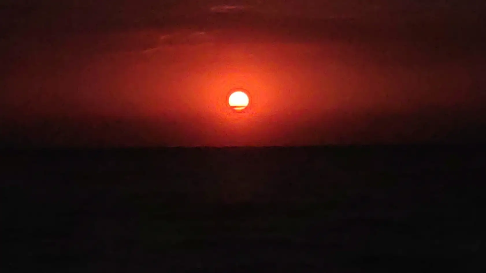 Gün batımı güzelliğiyle mest etti!