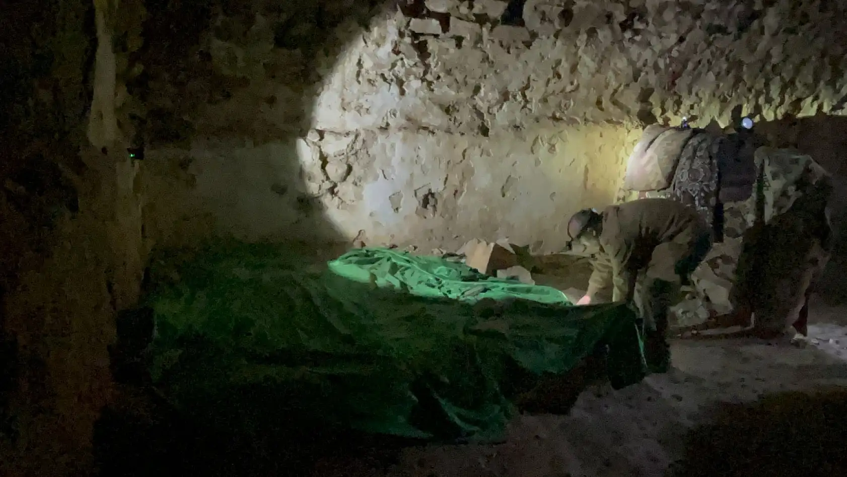 Devletin kayıtlarında bile yok! Yeraltında esrarengiz keşif