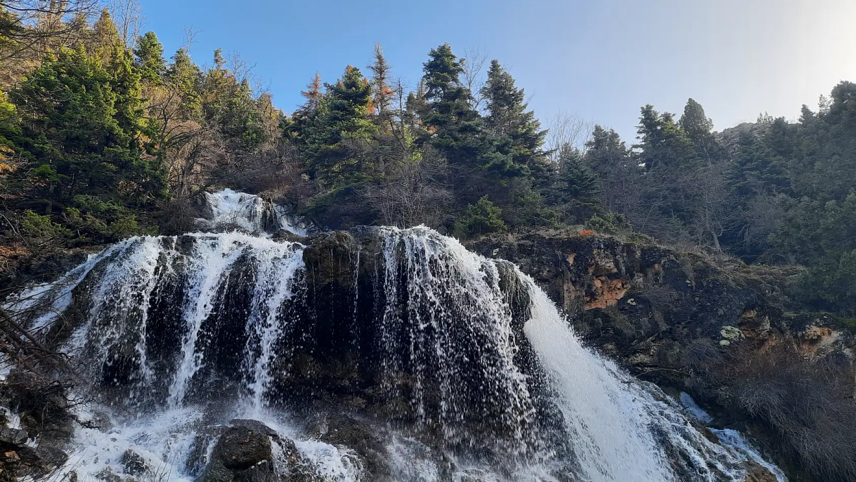 Konya'da doğanın gizli mucizesi! Yılda sadece 2 ay görünüyor
