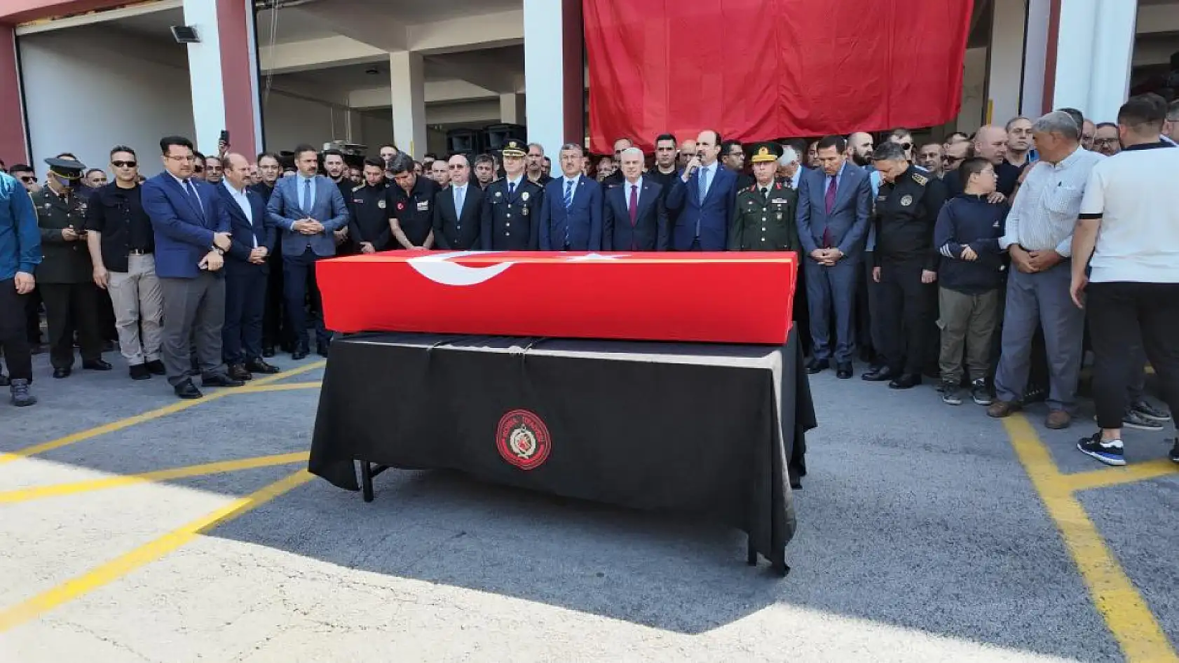 Konya şehidini uğurladı