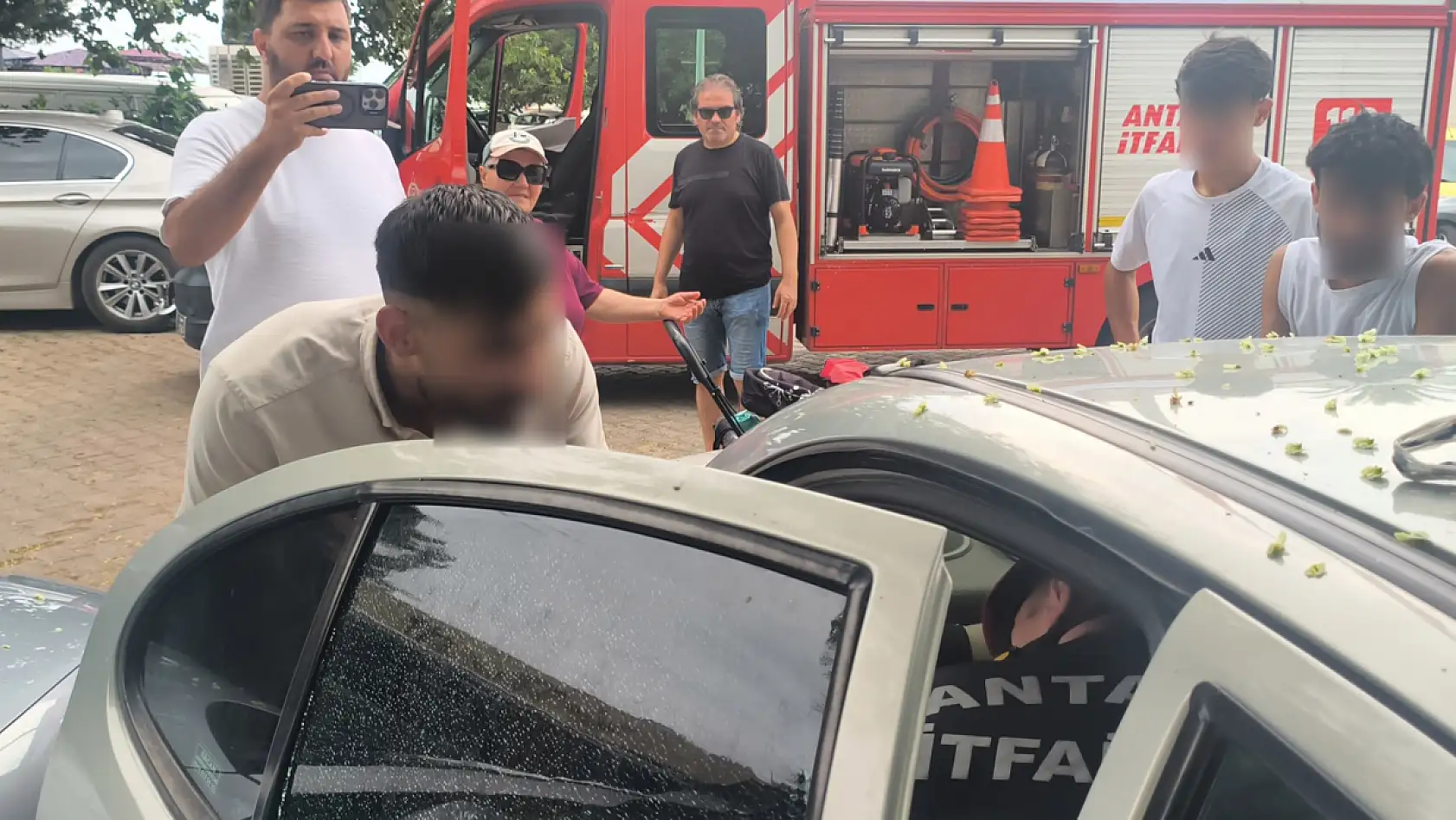 Bagajı kapatınca dünyası başına yıkıldı! Minik Kiraz bebek için zamanla yarıştılar