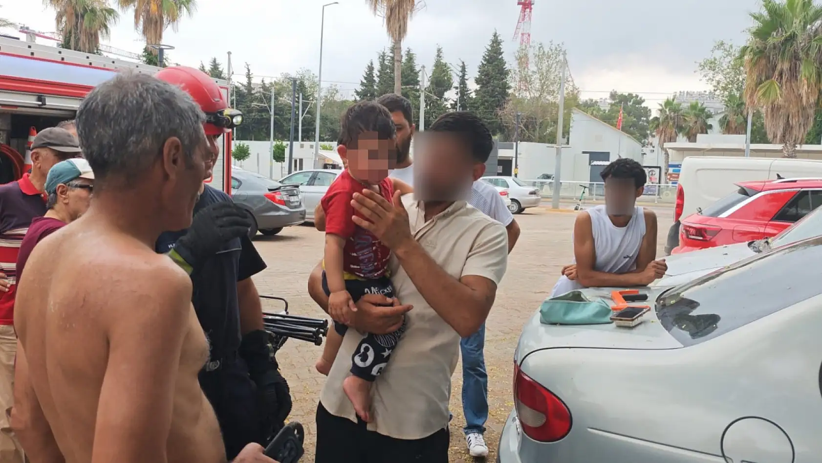 Bagajı kapatınca dünyası başına yıkıldı! Minik Kiraz bebek için zamanla yarıştılar
