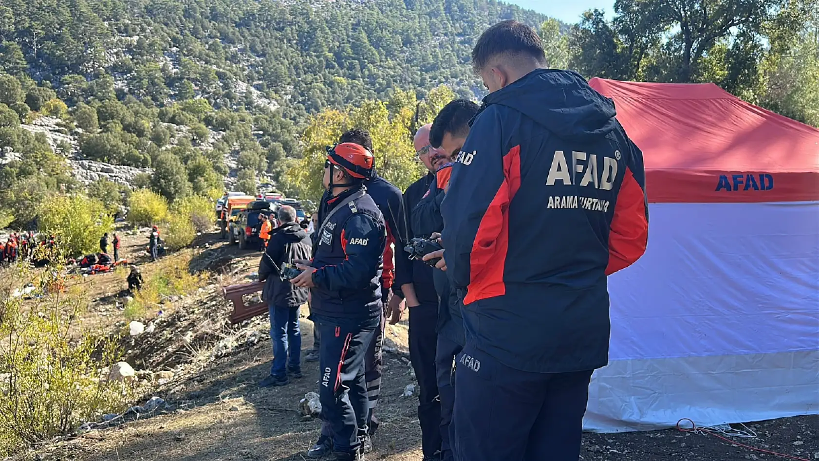 Konya AFAD ekipleri de bölgede! Mahsur kalanlara dronla erzak gönderildi