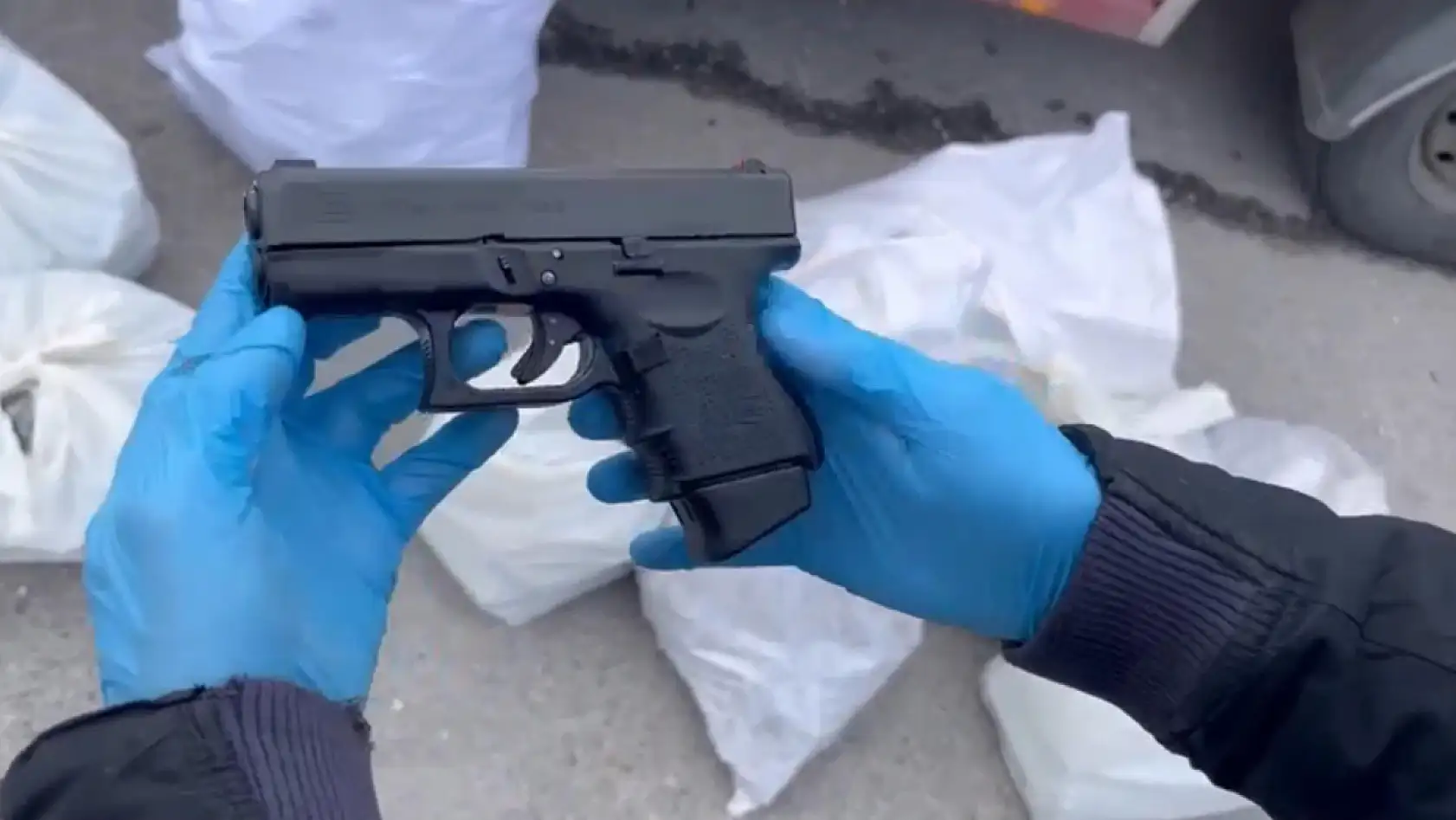 Polisin dikkati, kaçakçıların ilginç yöntemini deşifre etti