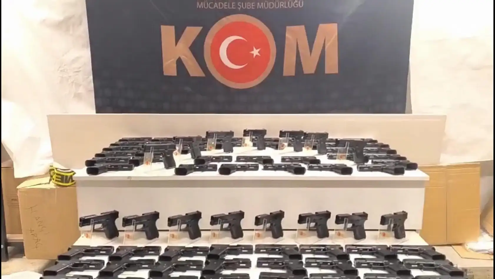 Polisin dikkati, kaçakçıların ilginç yöntemini deşifre etti